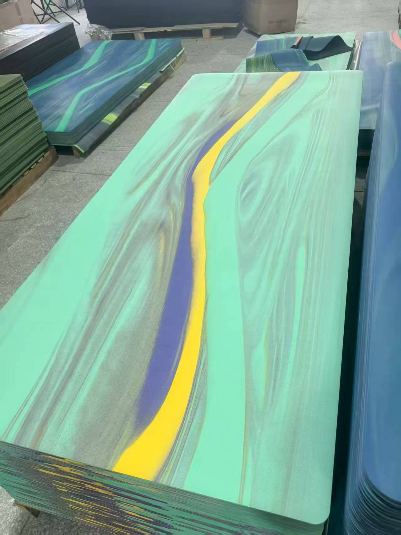 限量 极光68宽加厚 椰壳 天然橡胶瑜伽垫专业防滑家用运动加厚