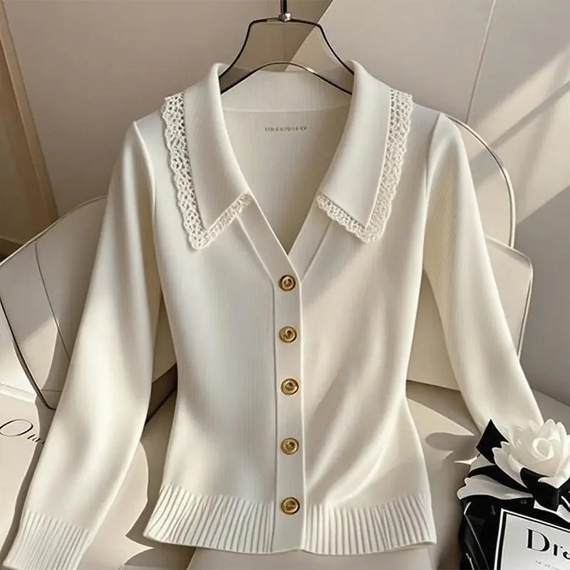 纯欲慵懒风女装白色蕾丝花边针织衫早秋季新款高级感洋气长袖上衣