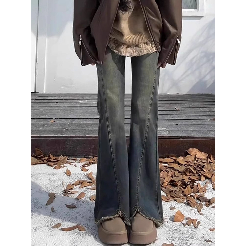 大码高腰显瘦微喇牛仔裤女秋冬梨形身材遮胯百搭直筒不贴腿喇叭裤