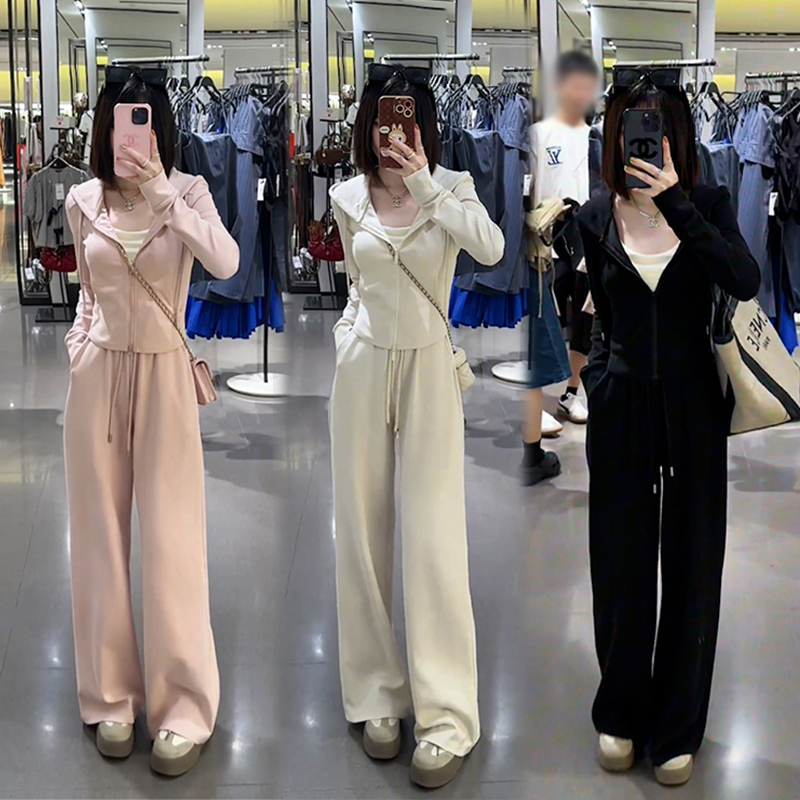 早秋穿搭一整套高级感2025超火韩版时尚连帽卫衣休闲阔腿裤两件套