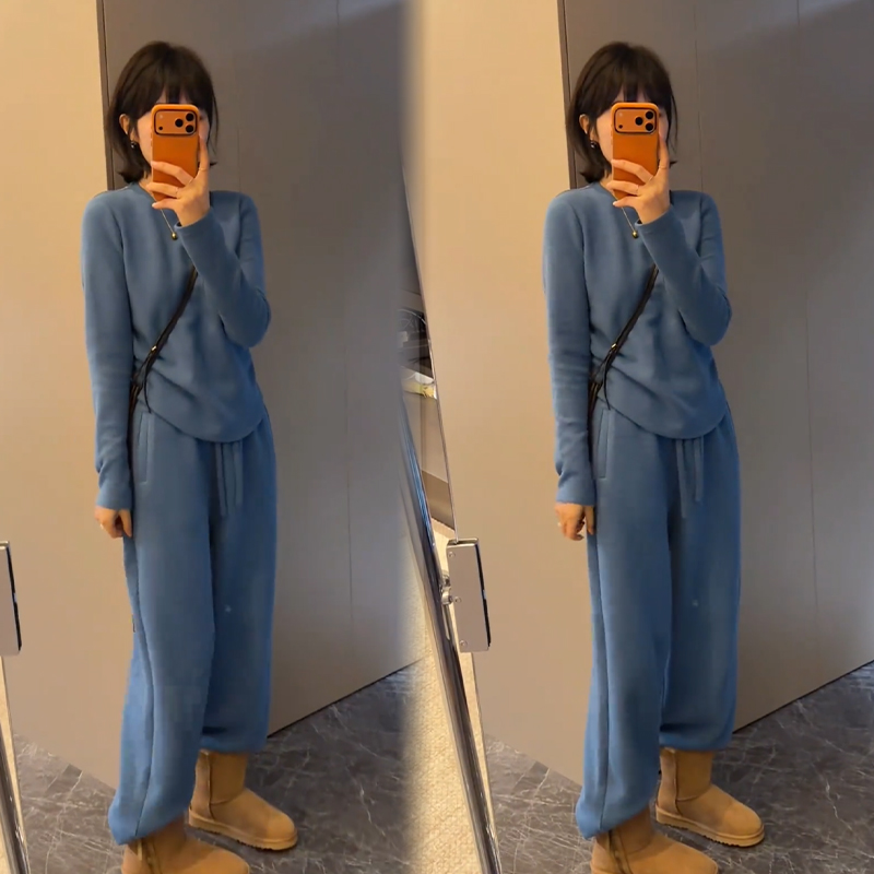 2025秋冬新款时尚显瘦气质网红高档套装女高级百搭宽松大码两件套