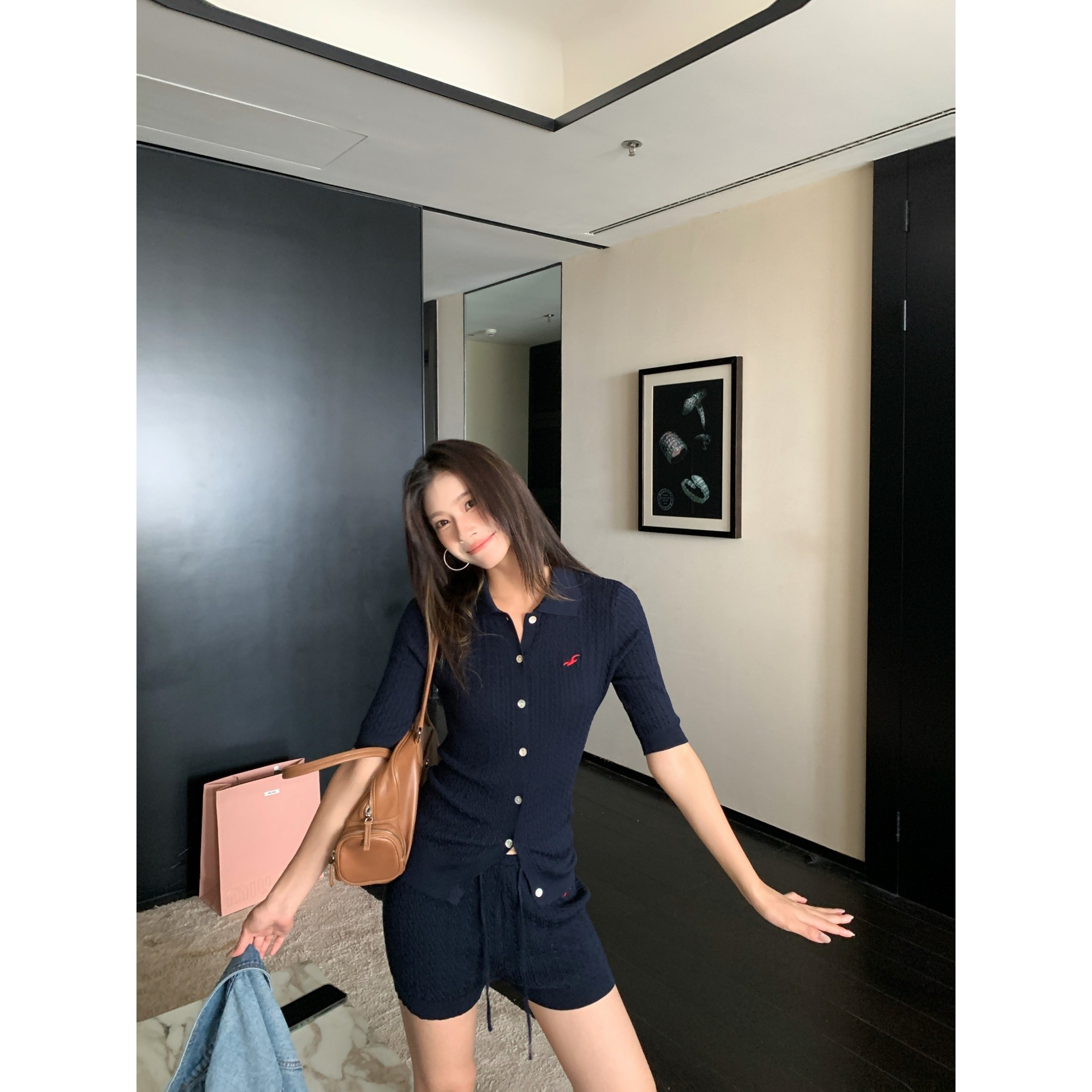 70不是七十【半眠日记】初秋韩版气质麻花绣花短袖毛织上衣短裤套装