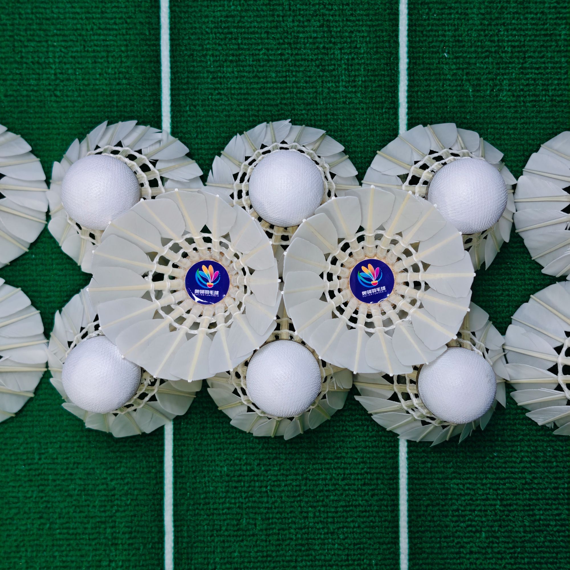 奥翎A88羽毛球耐打飞行稳定适合室内外比赛训练娱乐新手口粮球