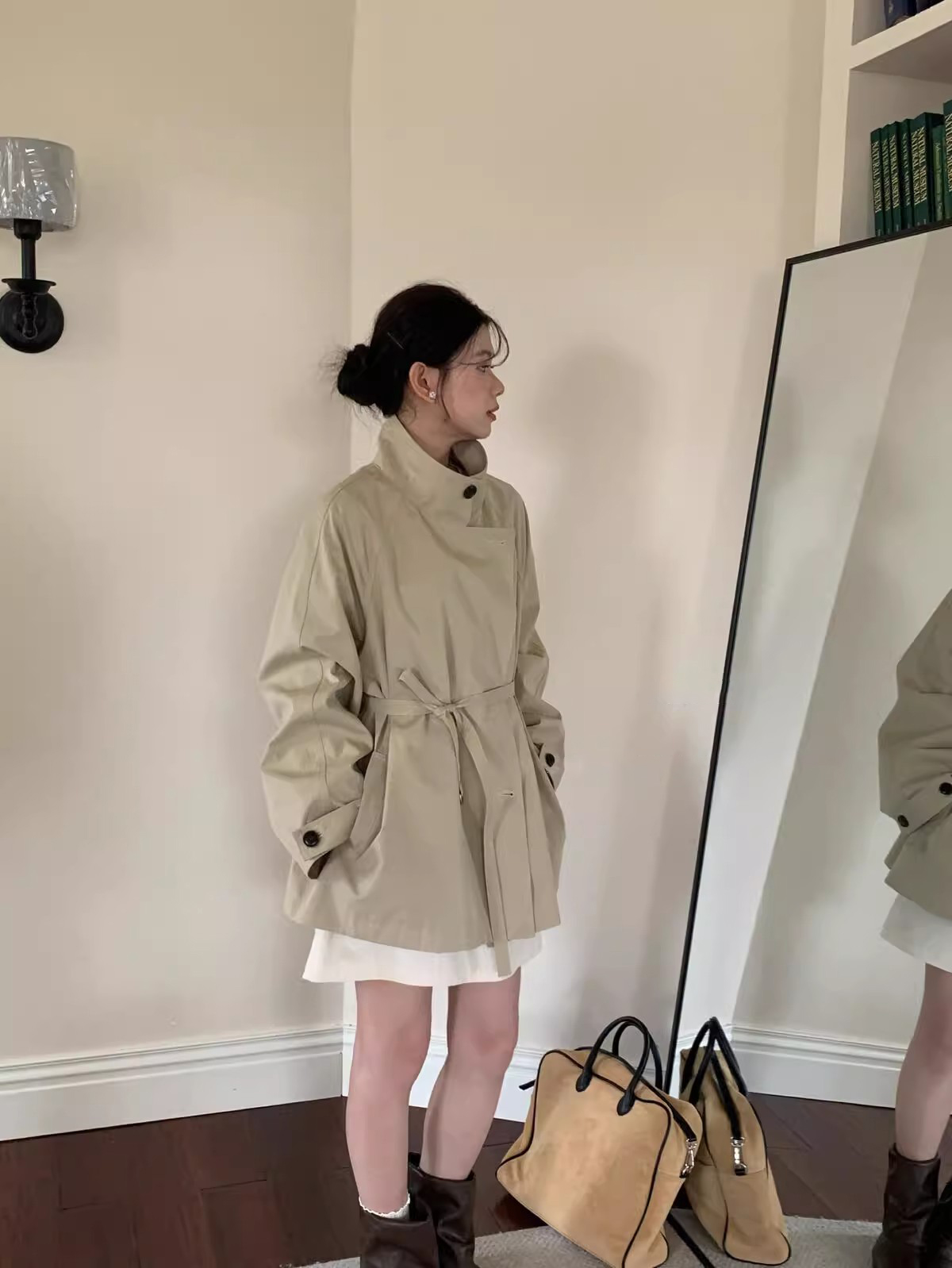 韩系慵懒风立领气质风衣外套女装秋季高级感休闲系带收腰短款大衣