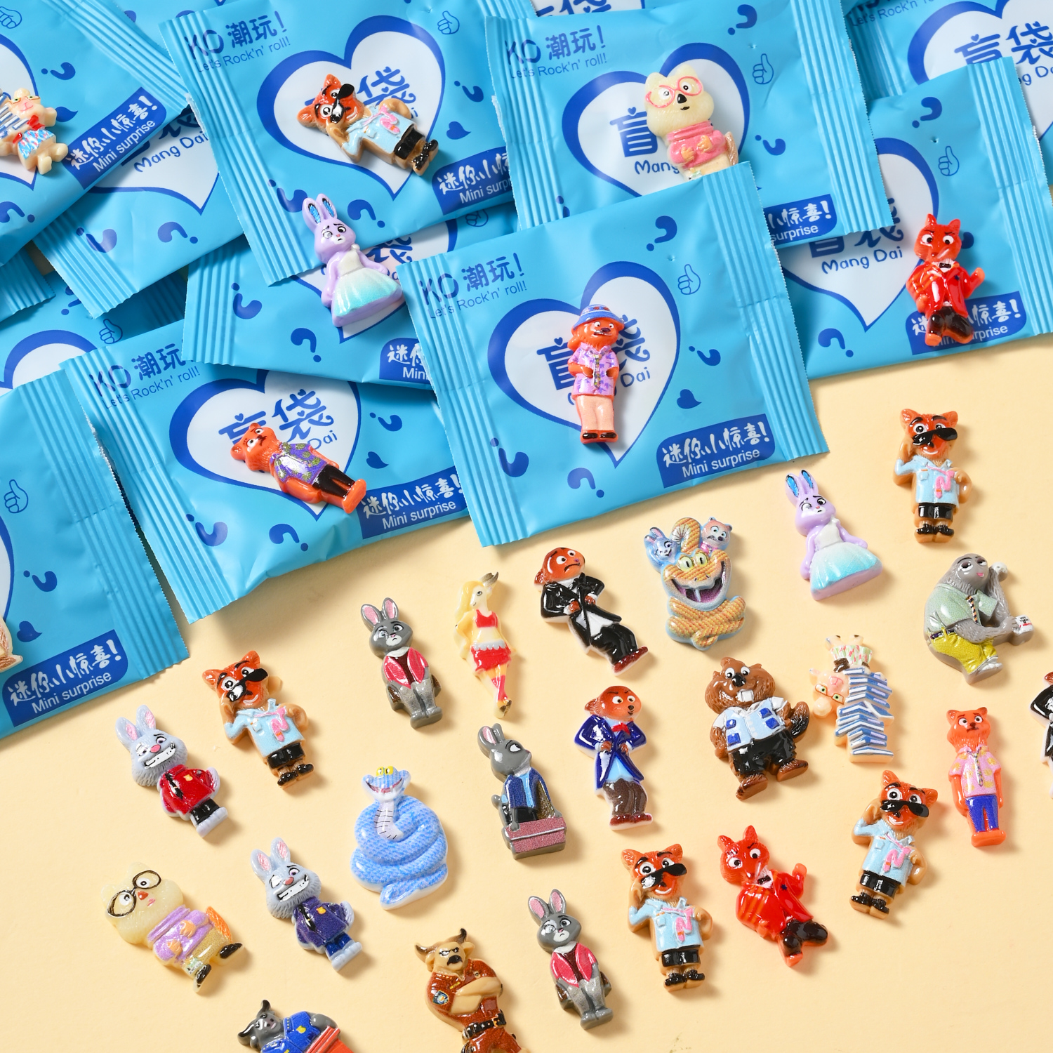 疯狂动物树脂公仔盲袋拆拆乐小朋友生日礼物小学生玩具小礼品批发