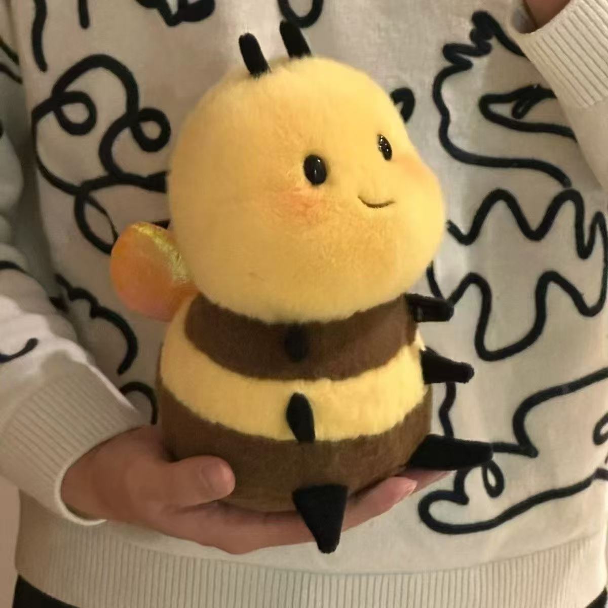 2025新款幼崽小蜜蜂毛绒玩具公仔呆萌安抚床上陪睡玩偶生日礼物G
