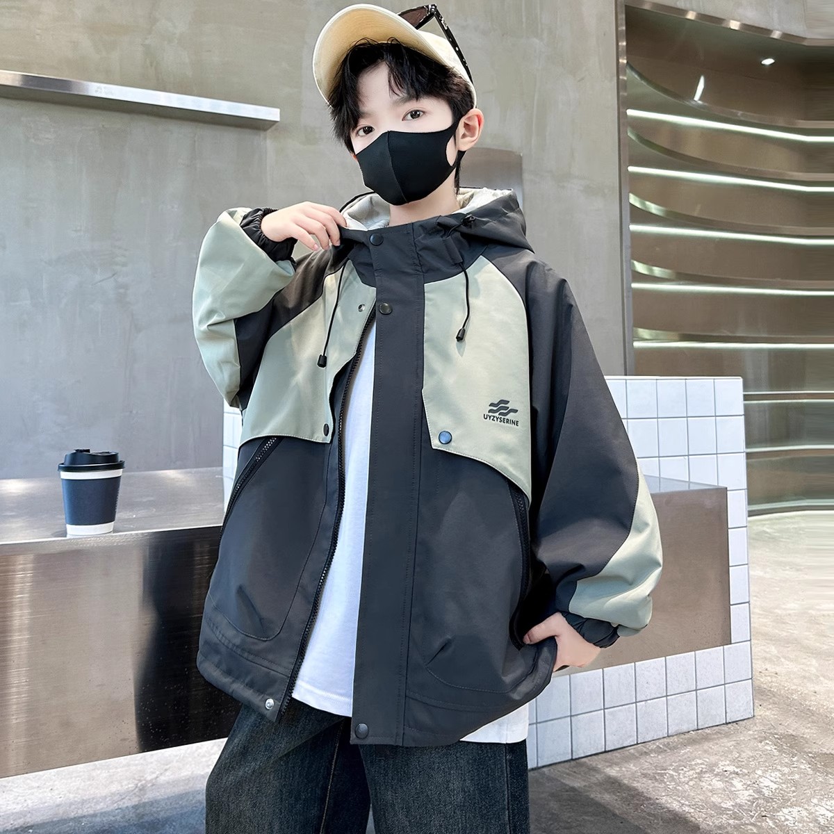 男童早秋外套2025新款儿童洋气风衣中大童秋季薄款男孩潮帅气时髦