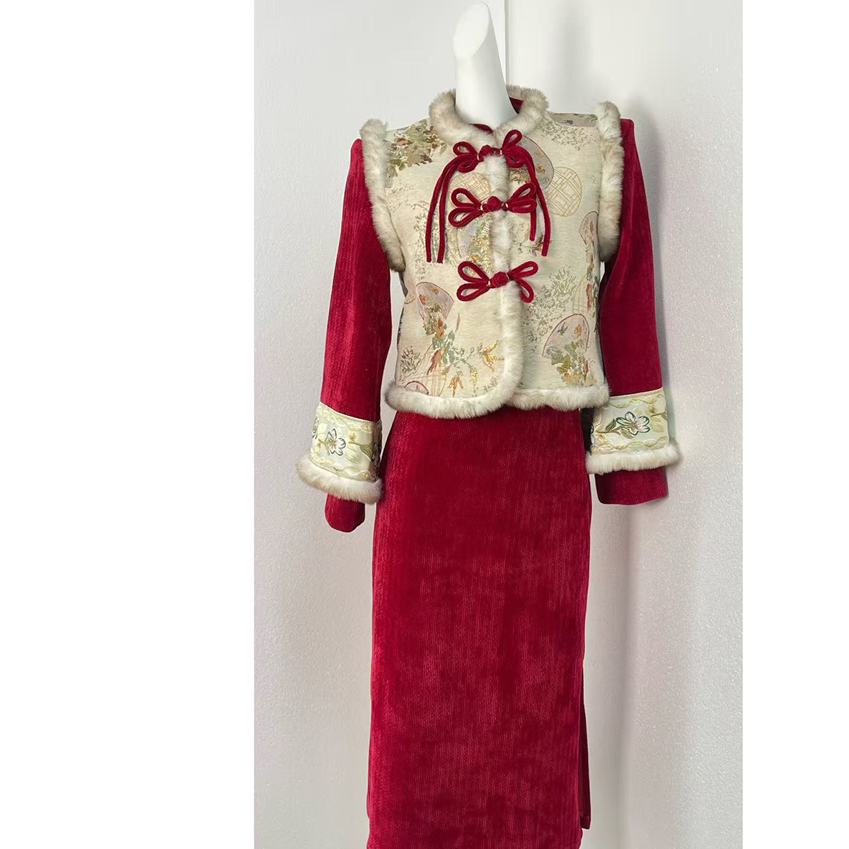 新中式红色旗袍马甲两件套女冬季新款加绒加厚国风敬酒礼服连衣裙