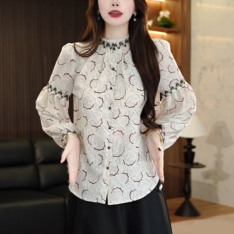 法式别致精美印花单排扣轻薄小衫时尚气质减龄显瘦百搭半高领上衣