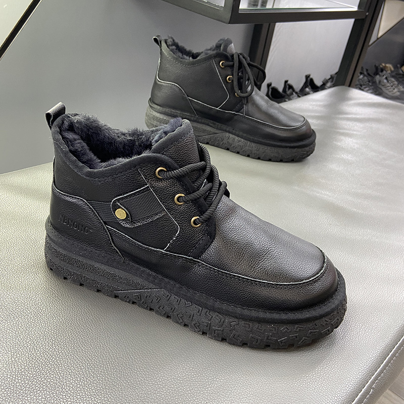 冬季2025潮流男士时尚雪地靴休闲保暖头层牛皮全羊毛一体东北棉鞋