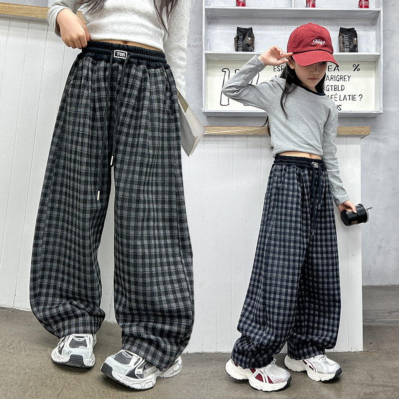 女童裤子秋冬款2025新款儿童洋气女大童加绒休闲格子直筒阔腿长裤