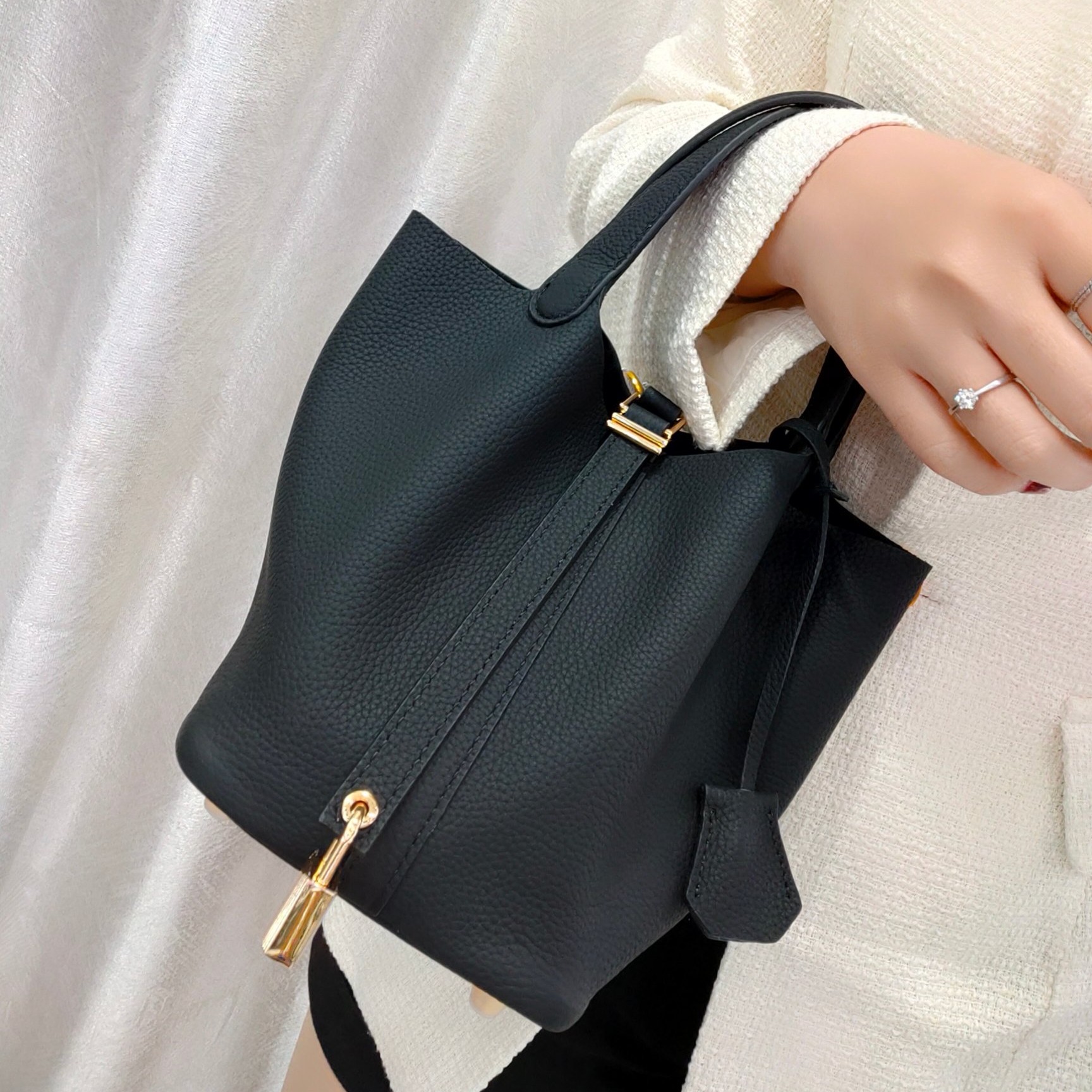 大号22进口TOGO皮耐磨水桶包便携ins风手提包高档百搭菜篮子包