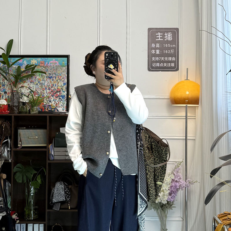 YZJ【秋日收藏家】气质减龄加厚秋冬百搭宽松显瘦背心针织马甲上衣
