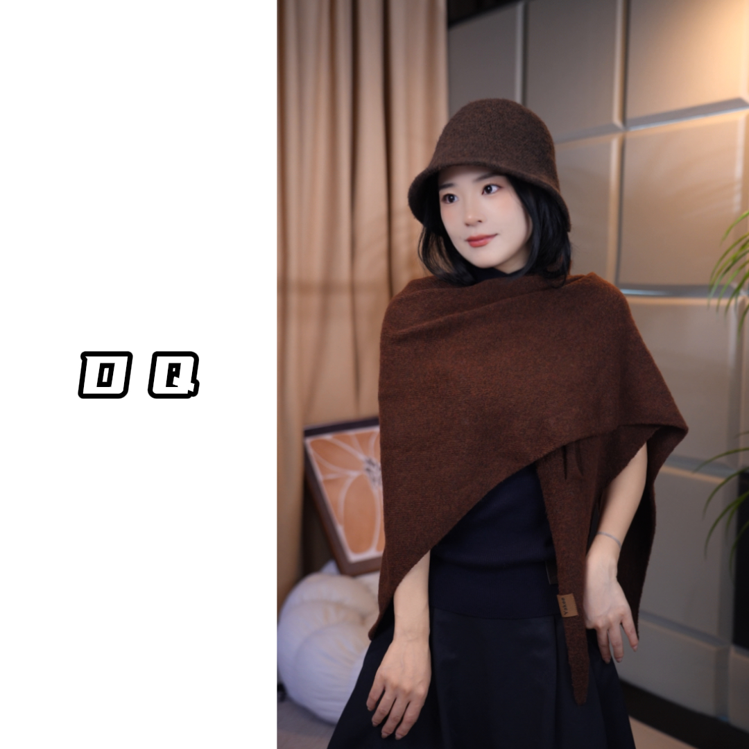 2025秋冬新款含羊毛保暖三角围巾办公室韩版女护颈外搭大号披肩