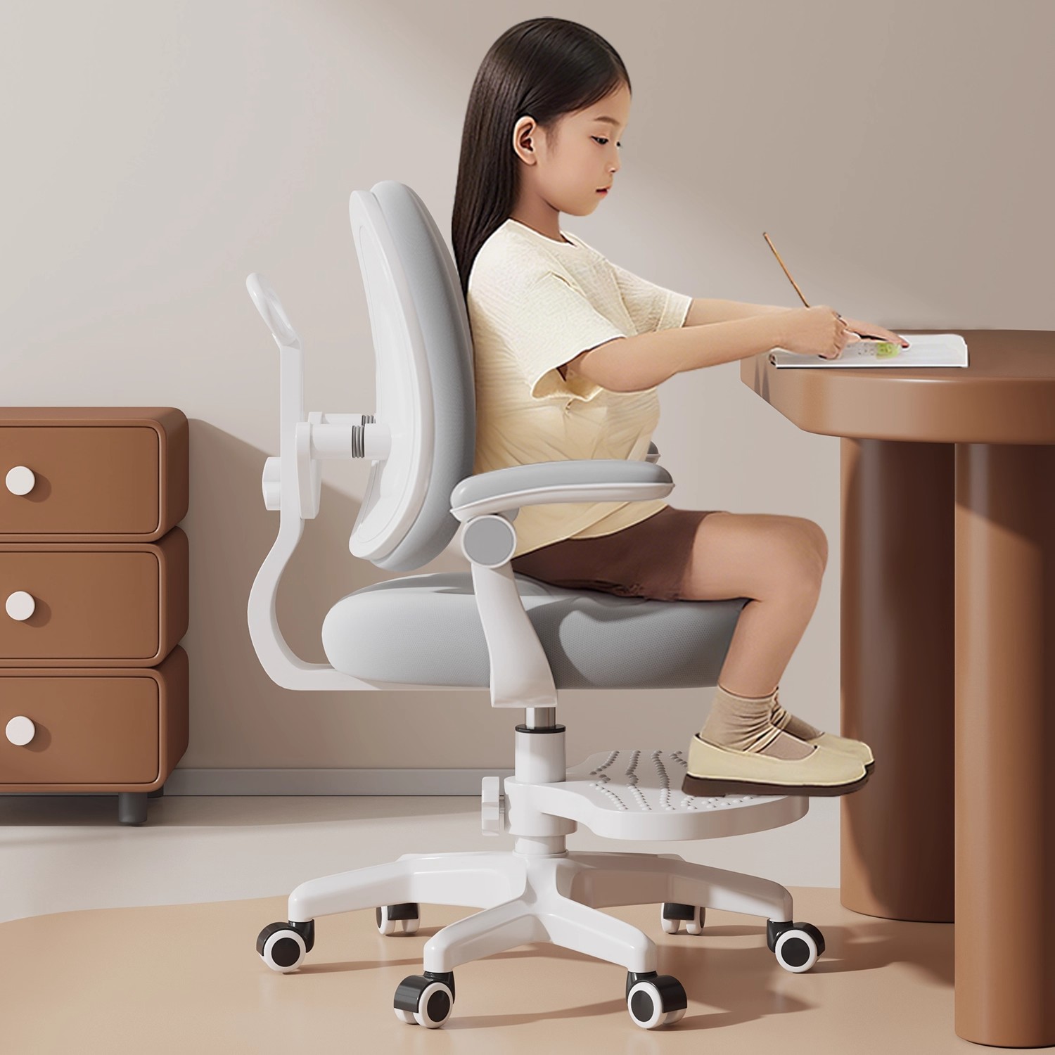 儿童学习椅家用可调节升降学生座椅书桌写字矫正坐姿专用靠背椅子