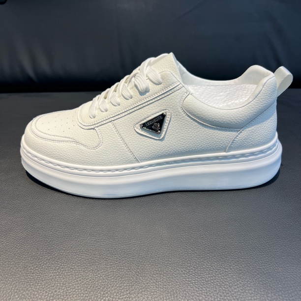 小白鞋男士白色休闲板鞋潮流极简风时尚百搭韩版潮鞋低帮