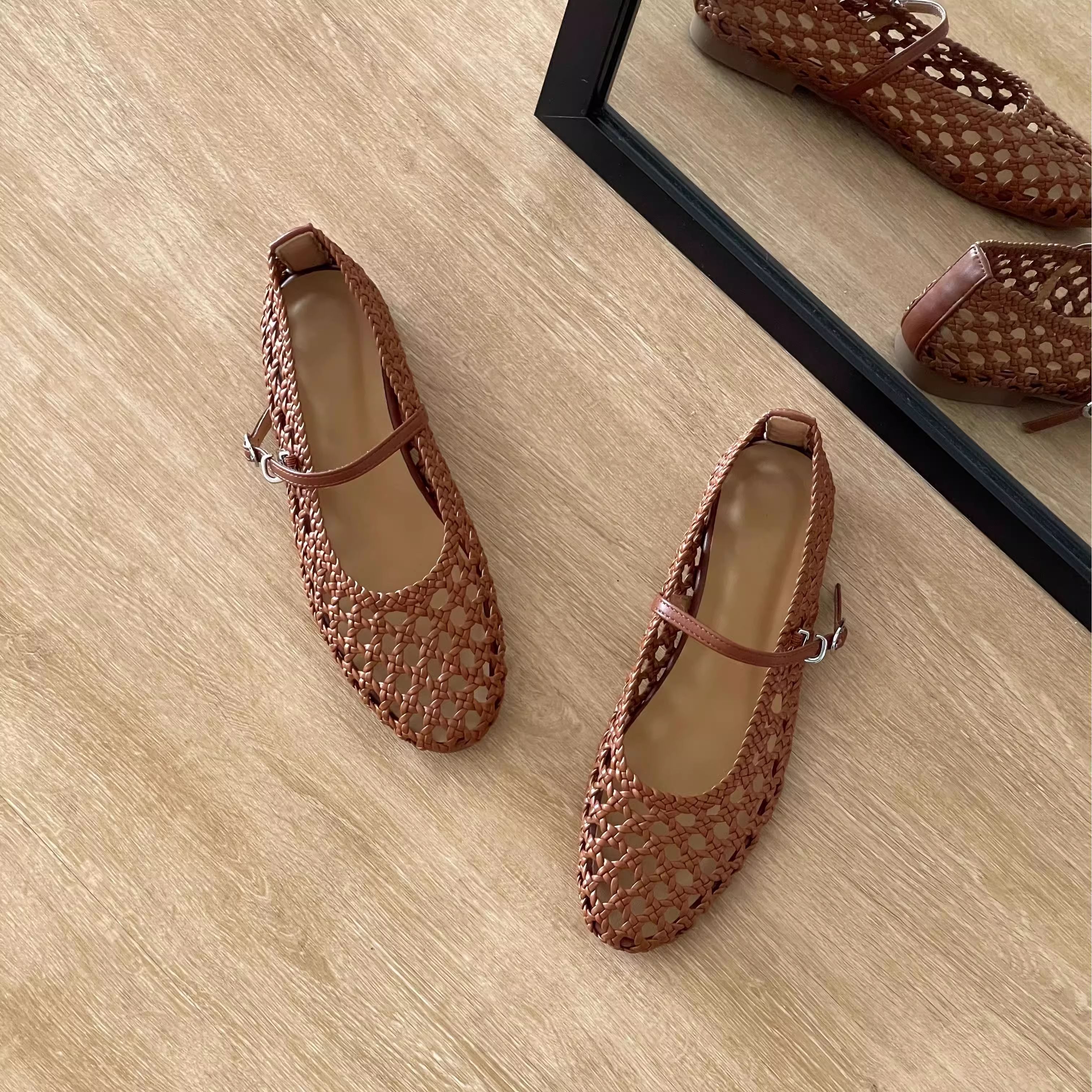 HUSSLOVE 头层牛皮+编织·跟高1CM·中古风镂空手工编织玛丽珍