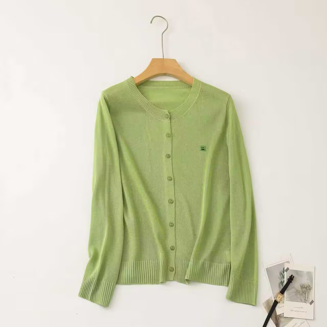 大码女装毛衣欧若风针织秋季上衣女装不起球开衫毛针织衫女长袖