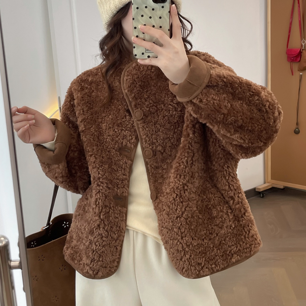 冬季双面穿翻领一体加绒毛毛短款外套女加厚宽松显瘦保暖百搭上衣