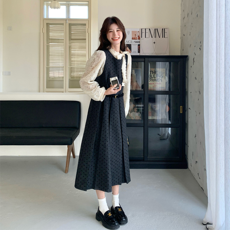 甜美风氛围感套装裙女2025早春新款蕾丝系带衬衫波点背心裙两件套