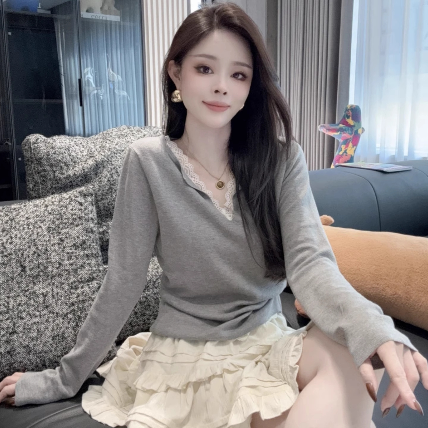 拼接蕾丝花边V领长袖针织衫女秋冬新款+半身裙时尚洋气减龄套装