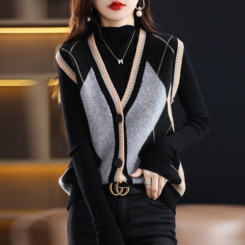 清仓捡漏~专柜秋冬背心马甲大码女装打底开衫宽松网红款针织马甲