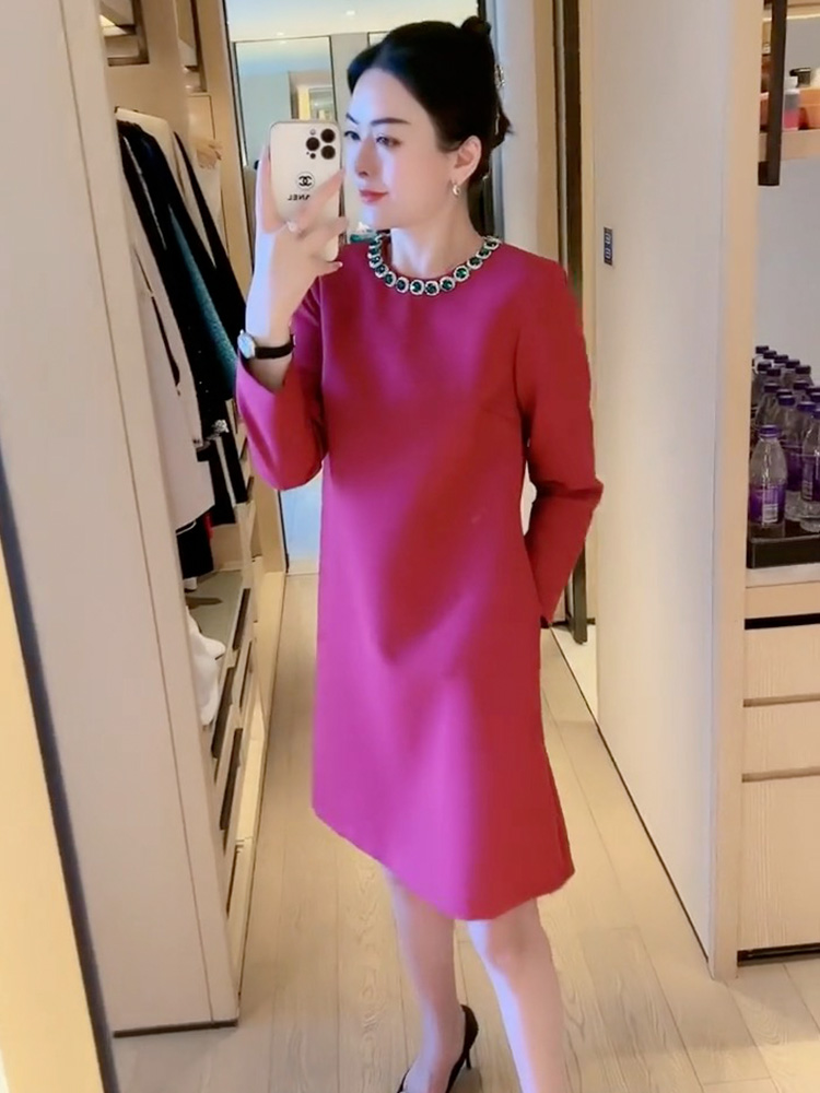秋季高级感超好看穿搭小个子法式气质小香风红色长袖连衣裙女新款
