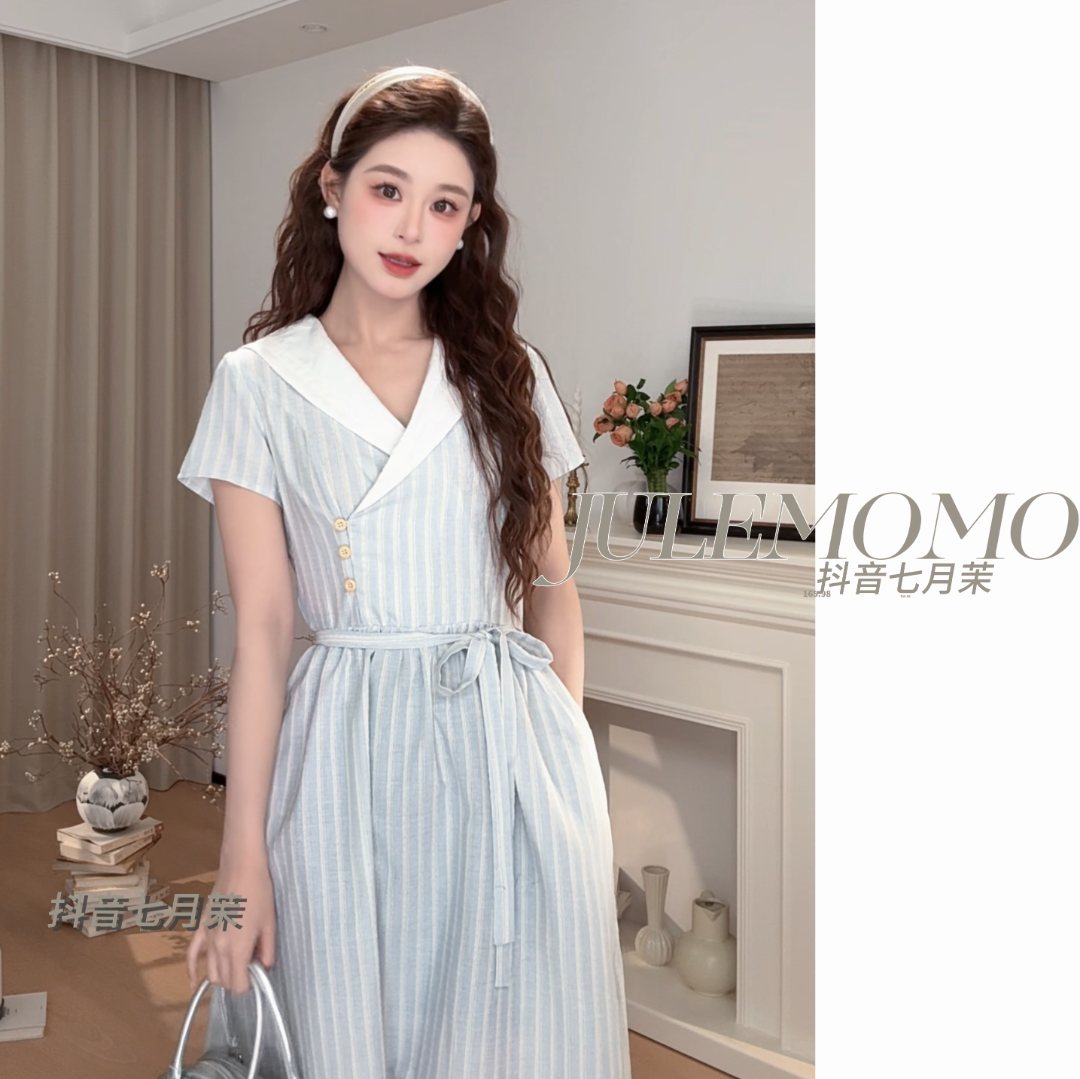 法式海军领条纹连衣裙子女夏季2025新款海边度假绝美收腰气质长裙