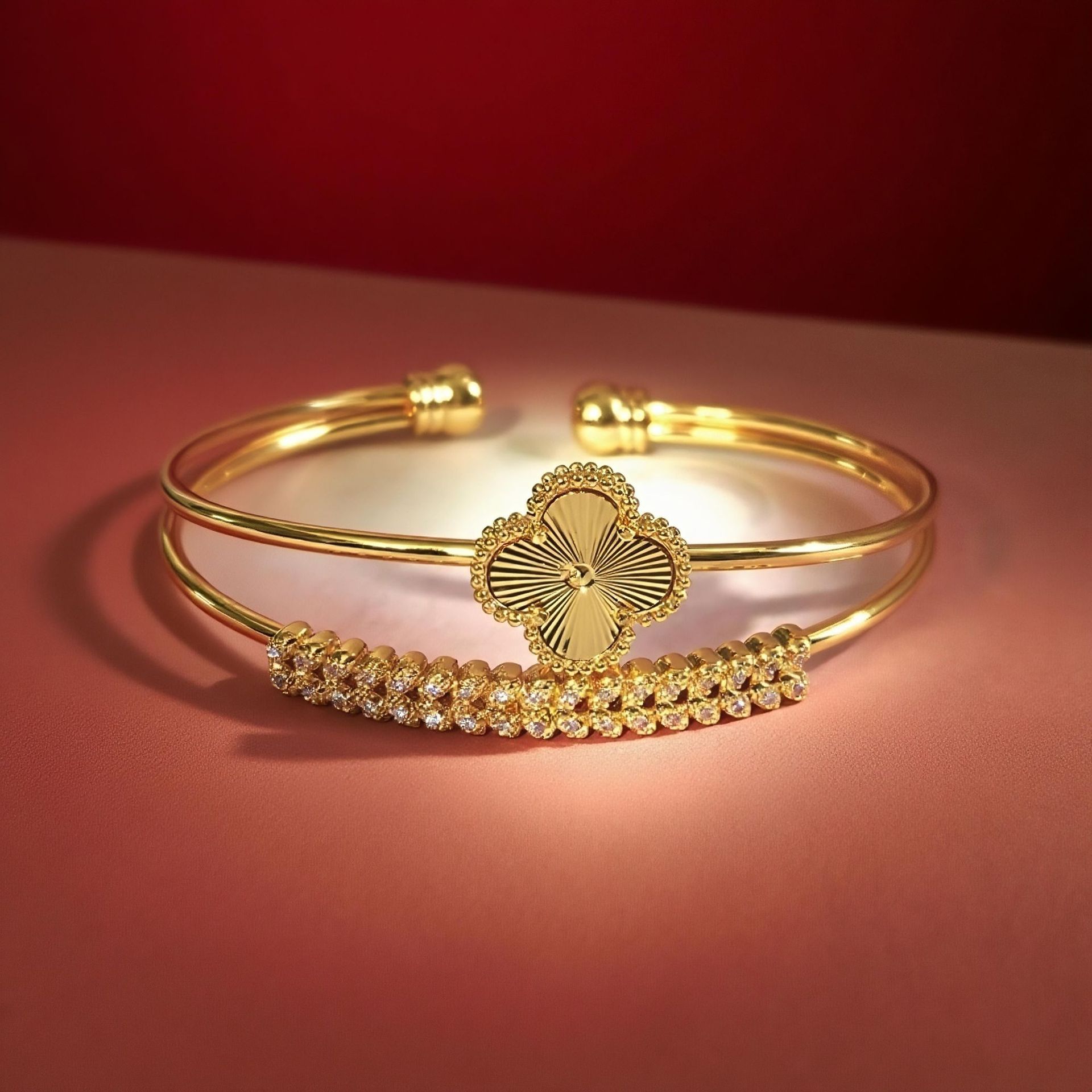 黄铜手镯 四叶草双排钻高级感欧美跨境时尚手镯简约新款轻奢手环