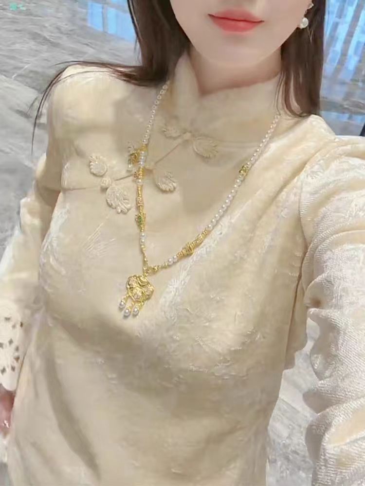 辣妹设计感单排扣长袖T恤女2025冬季新款撞色假两件扭结挂脖T恤女