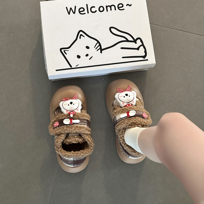 毛绒卡通可爱风厚底增高休闲鞋女士2025冬季新款小熊复古格子棉鞋