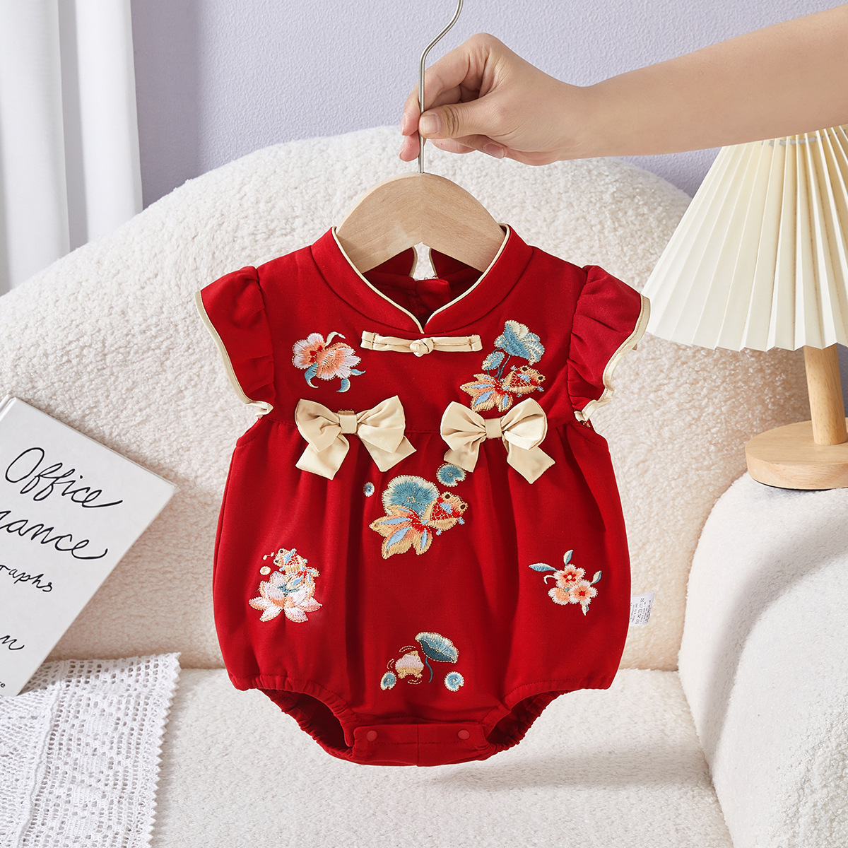 2025夏季新款婴儿包屁衣国风女宝宝爬服薄款婴儿衣服满月百天礼服