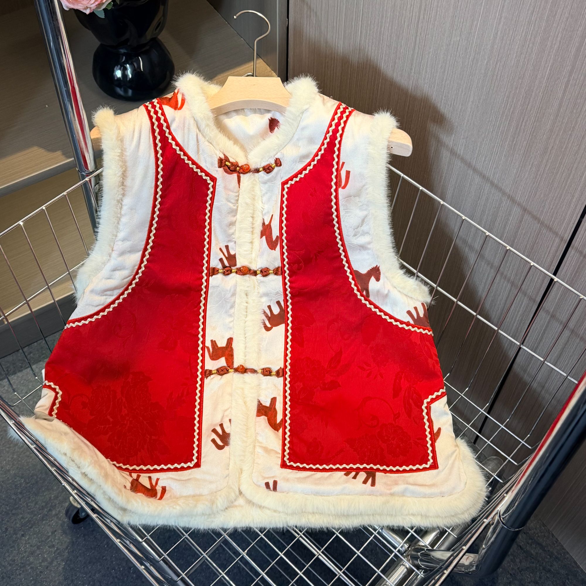 【马上来财】冬季双面双穿加棉毛毛女士设计师款马年新中式国风马甲