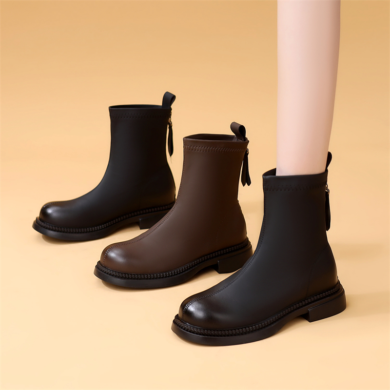 平底马丁靴女2025秋冬新款英伦风时尚百搭瘦瘦靴爆款软皮软底短靴