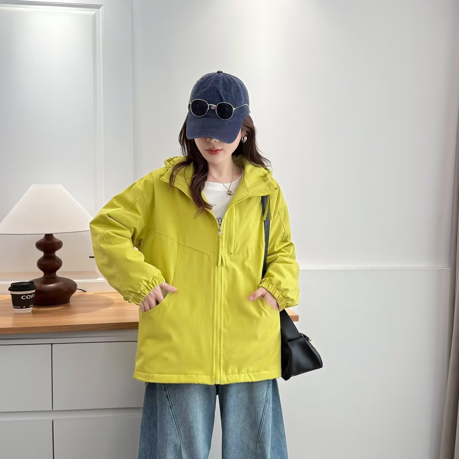 大码女宽松型连帽运动休闲短外套时尚风衣百搭冲锋衣棉衣2533