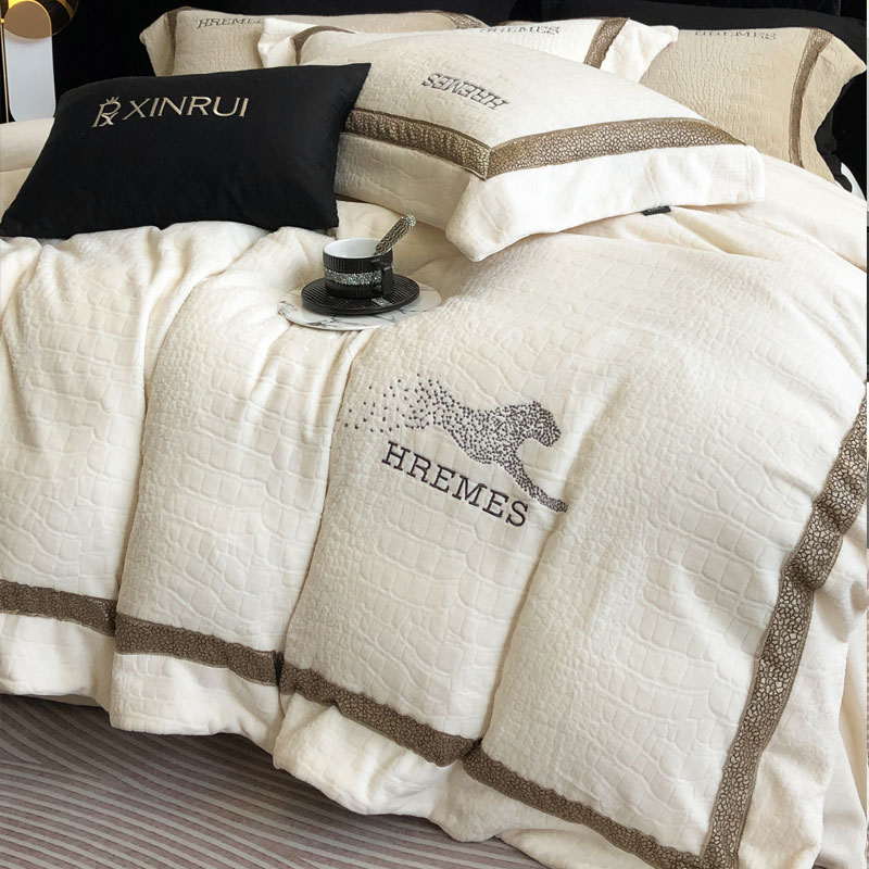 法式高端家纺300高端冬季加厚牛奶绒四件套轻奢风双面珊瑚绒被套1