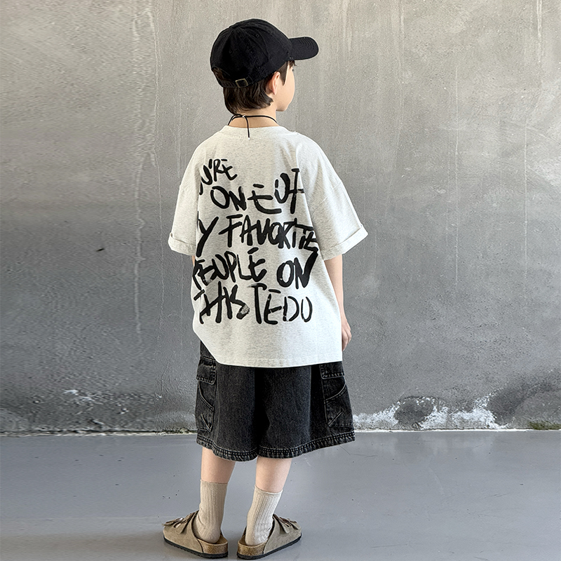 男童短袖t恤2025新款炸街痞帅儿童夏装男孩童装大童夏季套装时髦