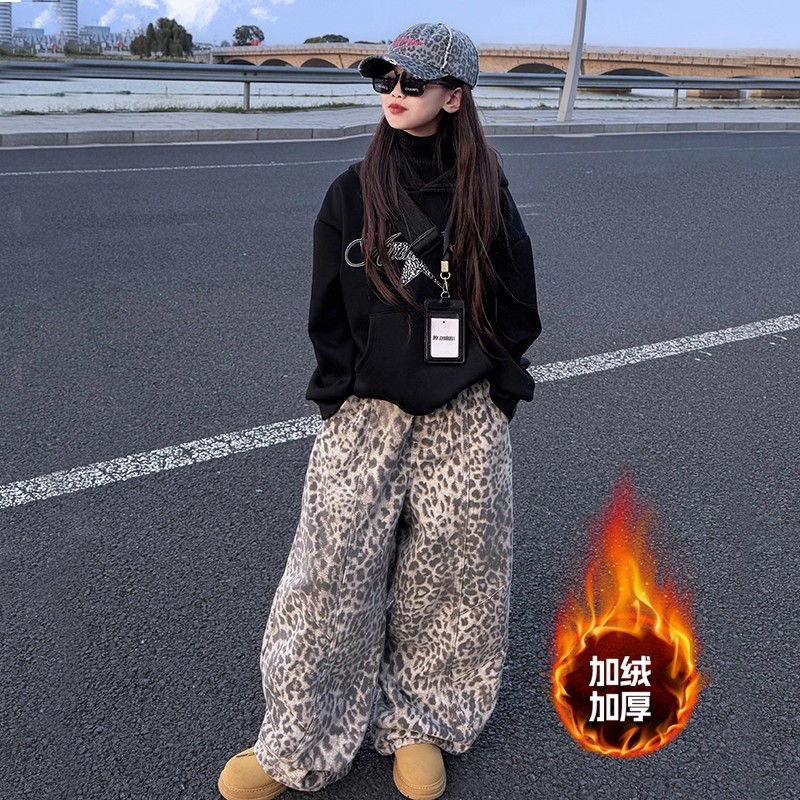 女童两件套2025新款秋冬季韩版豹纹加绒卫衣马甲阔腿休闲裤套装潮