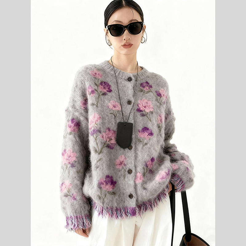 2025冬季法式高级感超好看花朵毛衣女慵懒风软糯针织衫流苏边开衫