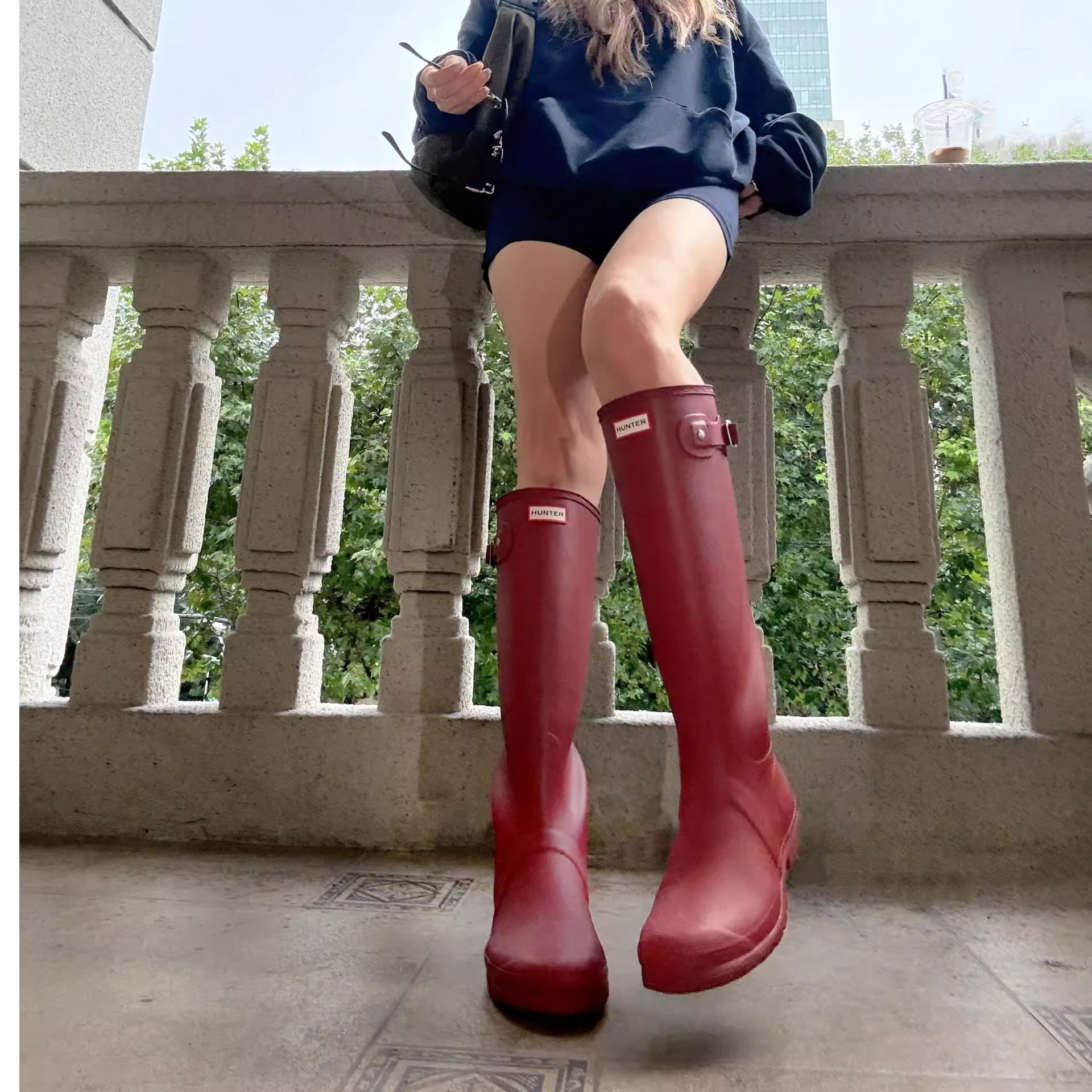 御阅2025款红色气质皮靴户外防水防滑耐磨骑士靴外穿时尚百搭长靴