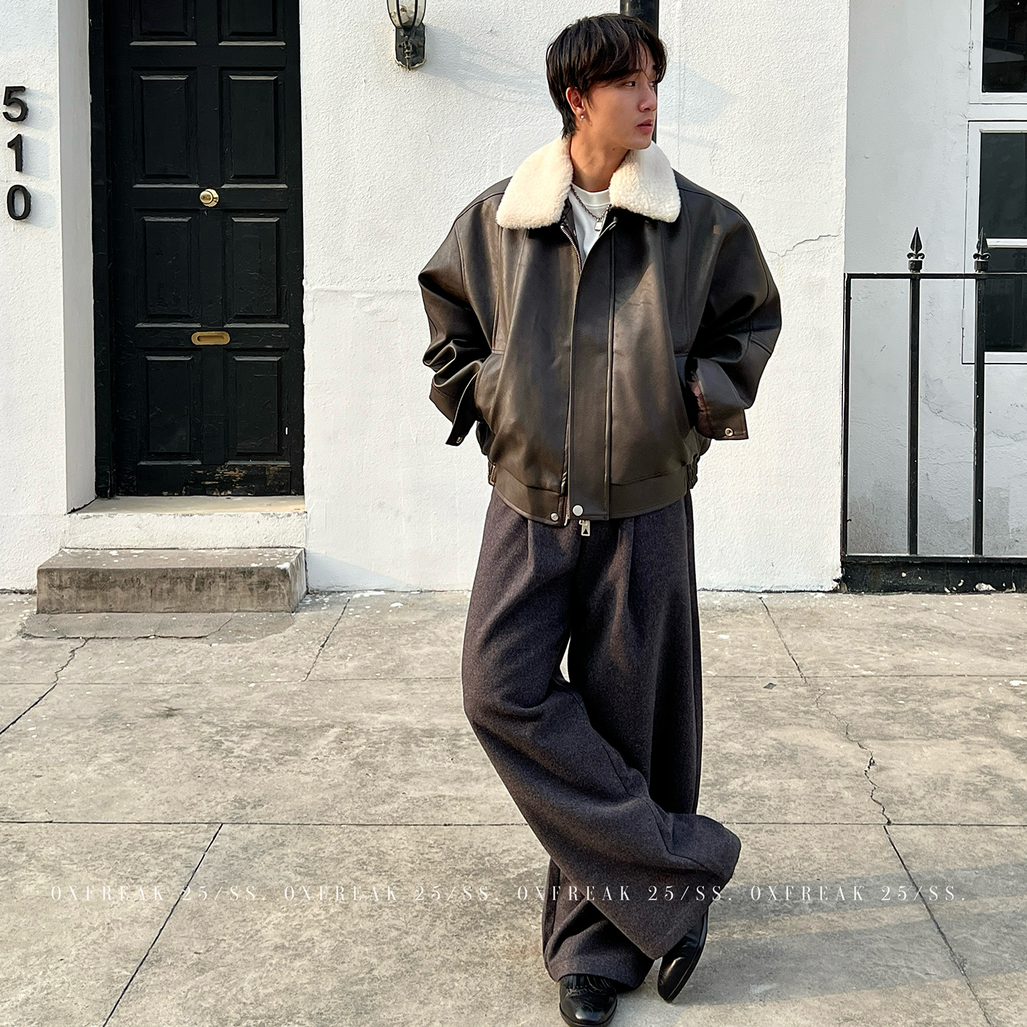 OXFREAK「霜冻暗纹 拼接剪裁」羊羔毛领PU皮棉服男冬季机车服外套