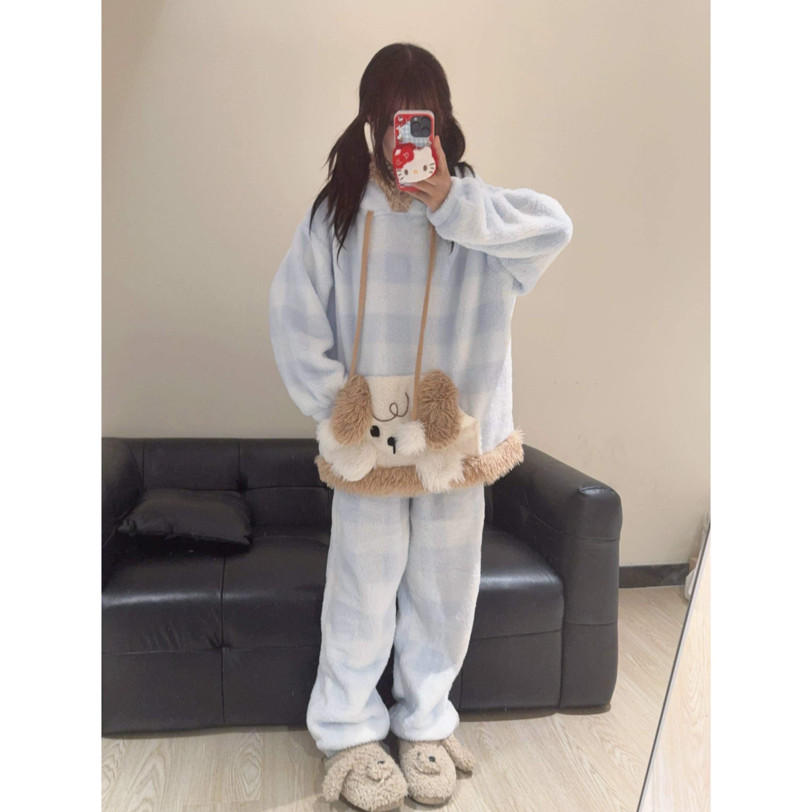 可爱毛绒小狗连帽珊瑚绒睡衣女秋冬新款加厚保暖家居服套装可外穿