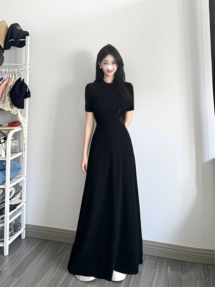 现货韩风圆领短袖袖女连衣裙气质前后不开破黑色辣妹修身内搭裙子