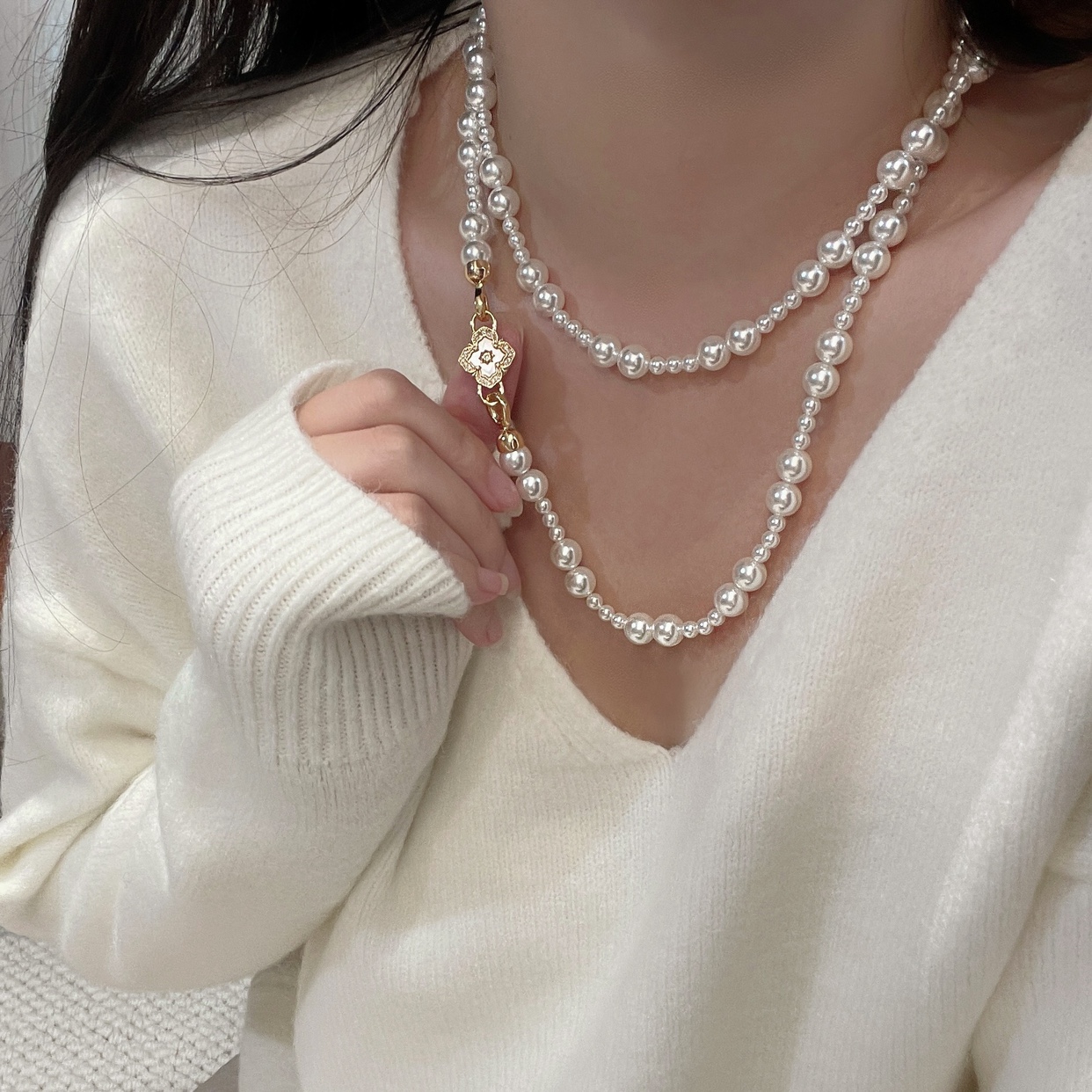 铜合金仿珍珠项链 满天星珍珠长款项链女秋冬叠戴轻奢气质毛衣链