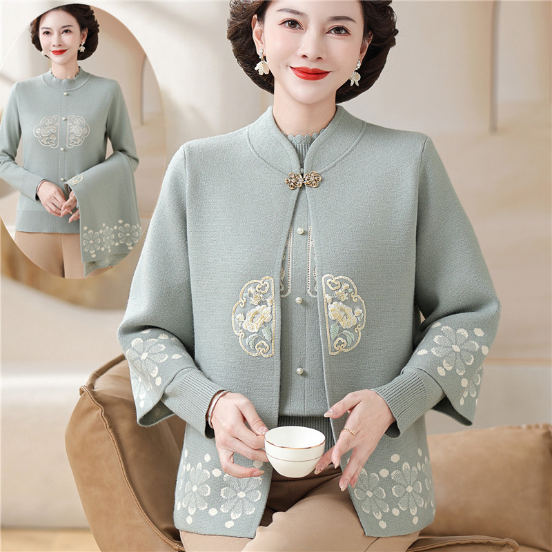 妈妈装秋冬国风中年毛衣开衫外套2025新款中老年人洋气母亲两件套