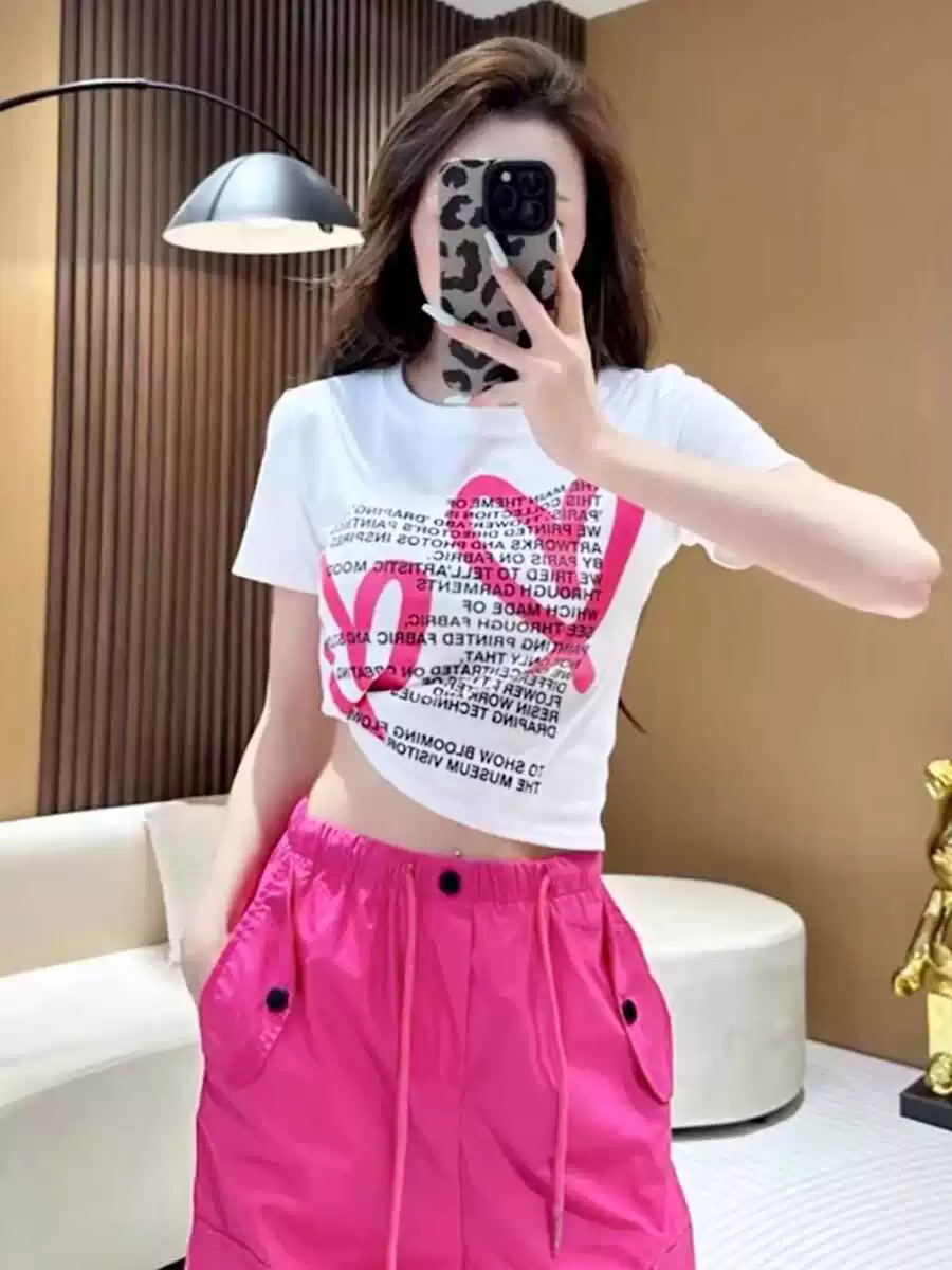 辣妹爱心印花短款短袖T恤女2024夏季新款显瘦百搭上衣潮