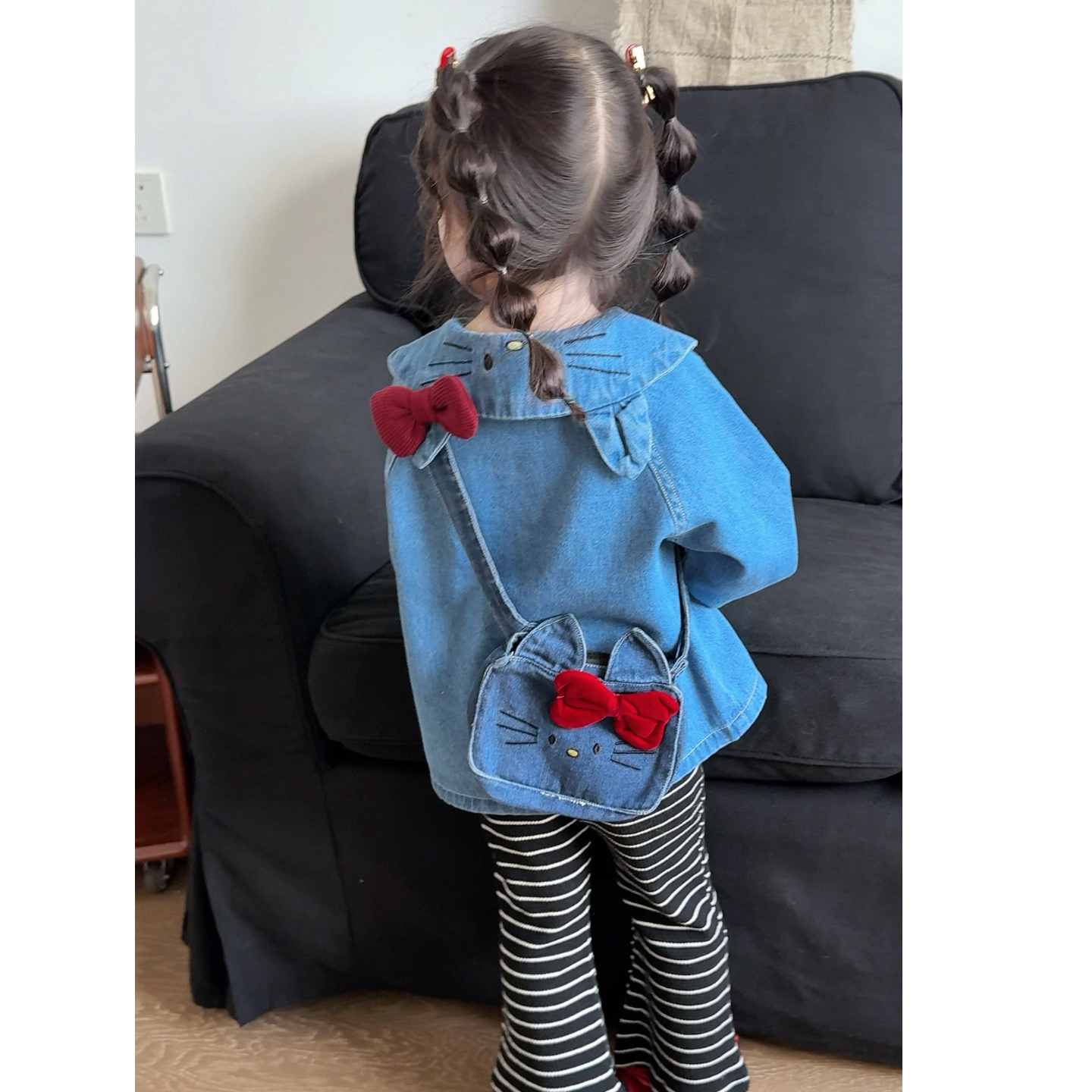 【奶芙家】萌主驾到！超萌女宝可爱kt牛仔衬衫条纹微喇裤套装潮