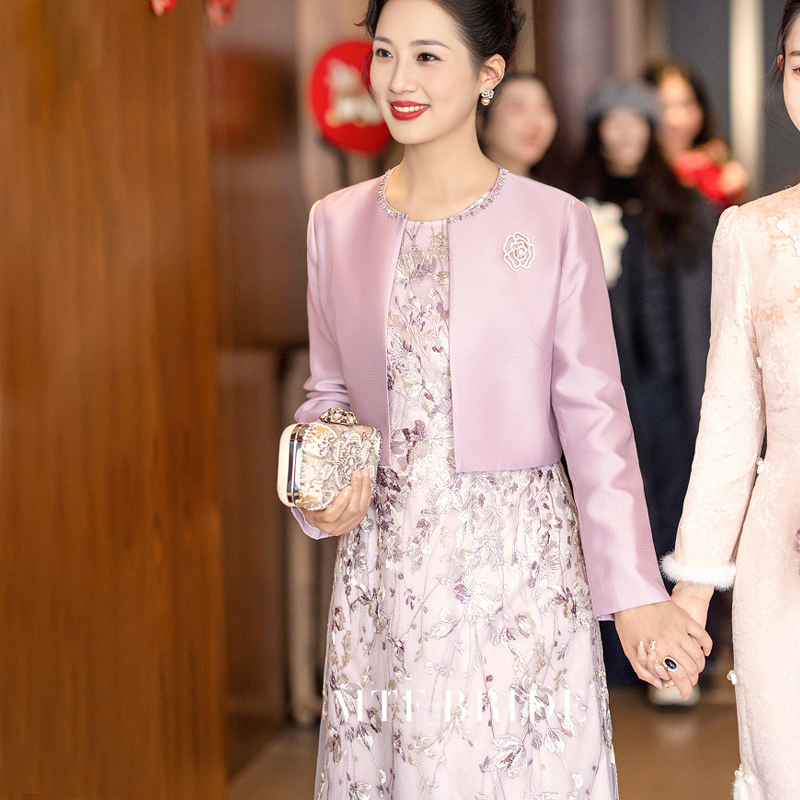 喜婆婆婚宴装2025新款高贵年轻款套装妈妈婚礼服结婚喜服平时可穿