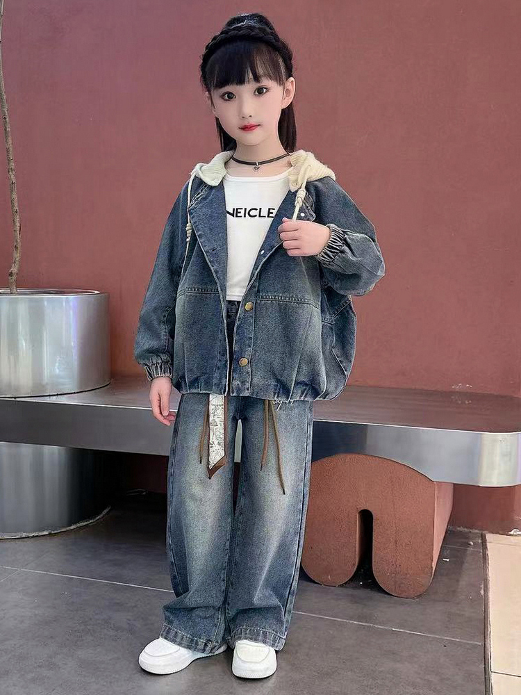 儿童牛仔套装女秋季连帽牛仔外套牛仔裤两件套休闲风童装宽松