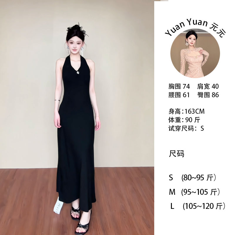 xx/E226 0729-1【Yy】夏季复古纯色裙子设计感生日黑色气质挂脖长裙